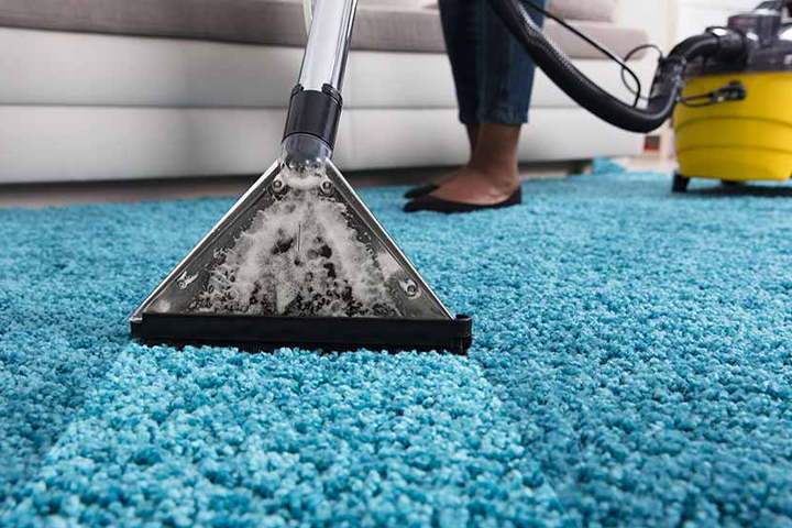 نگهداری و تمیزکاری فرش