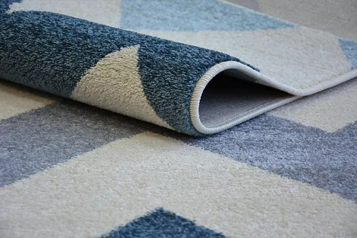 فرش ماشینی نازک یا ضخیم: کدام انتخاب مناسب‌تری است؟