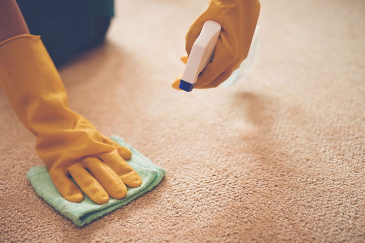 چگونه از فرش ماشینی در فصول مختلف نگهداری کنیم؟